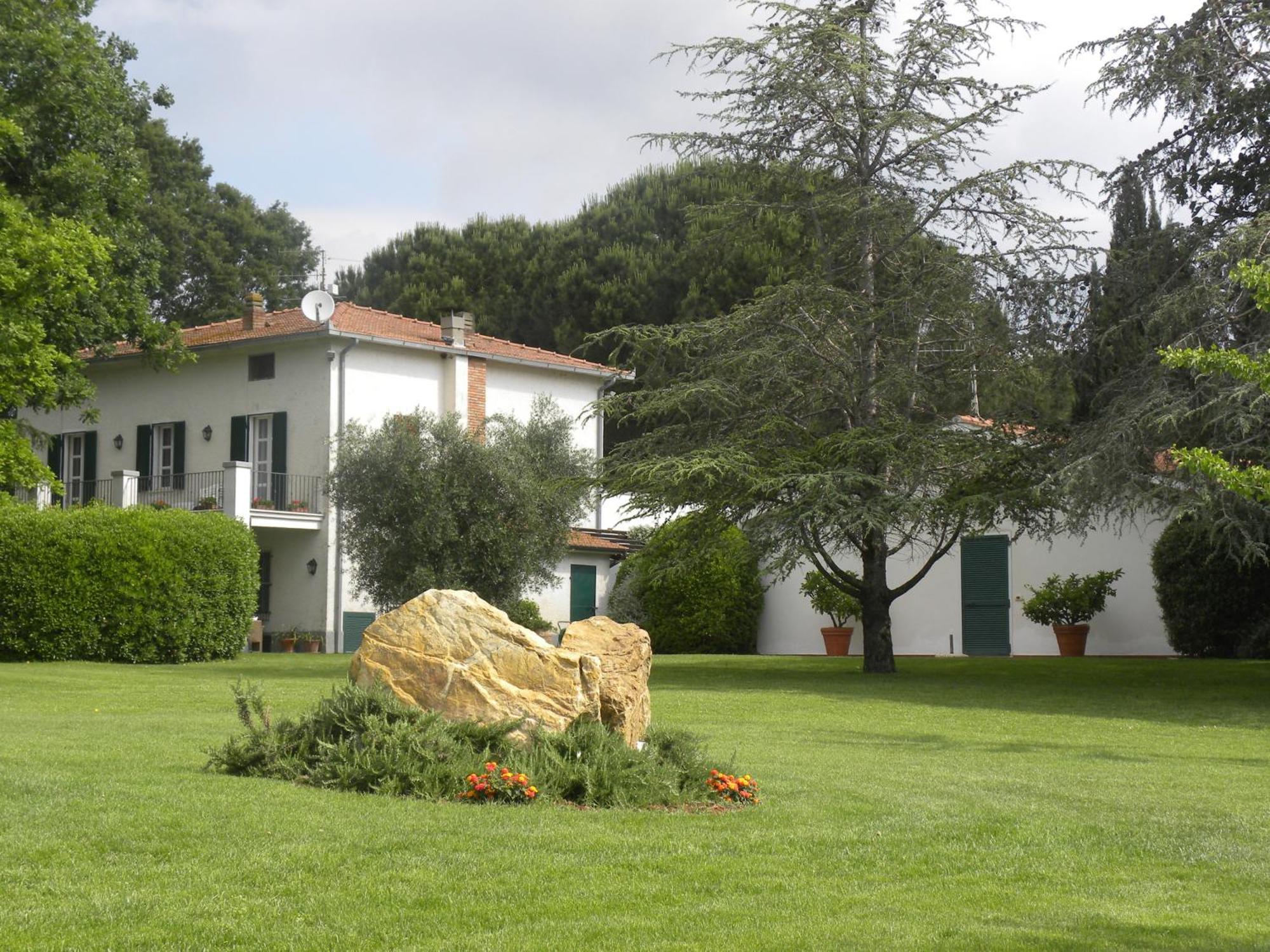 Gasthaus Ghiaccio Bosco Capalbio Exterior foto